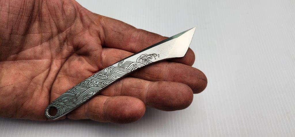 Kiridashi (Engraved)