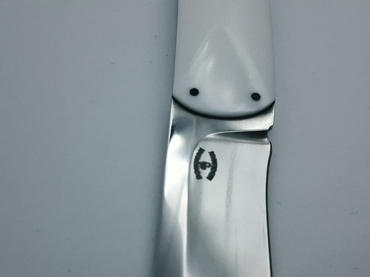 Biltong knife (white) by Donovan Moolman