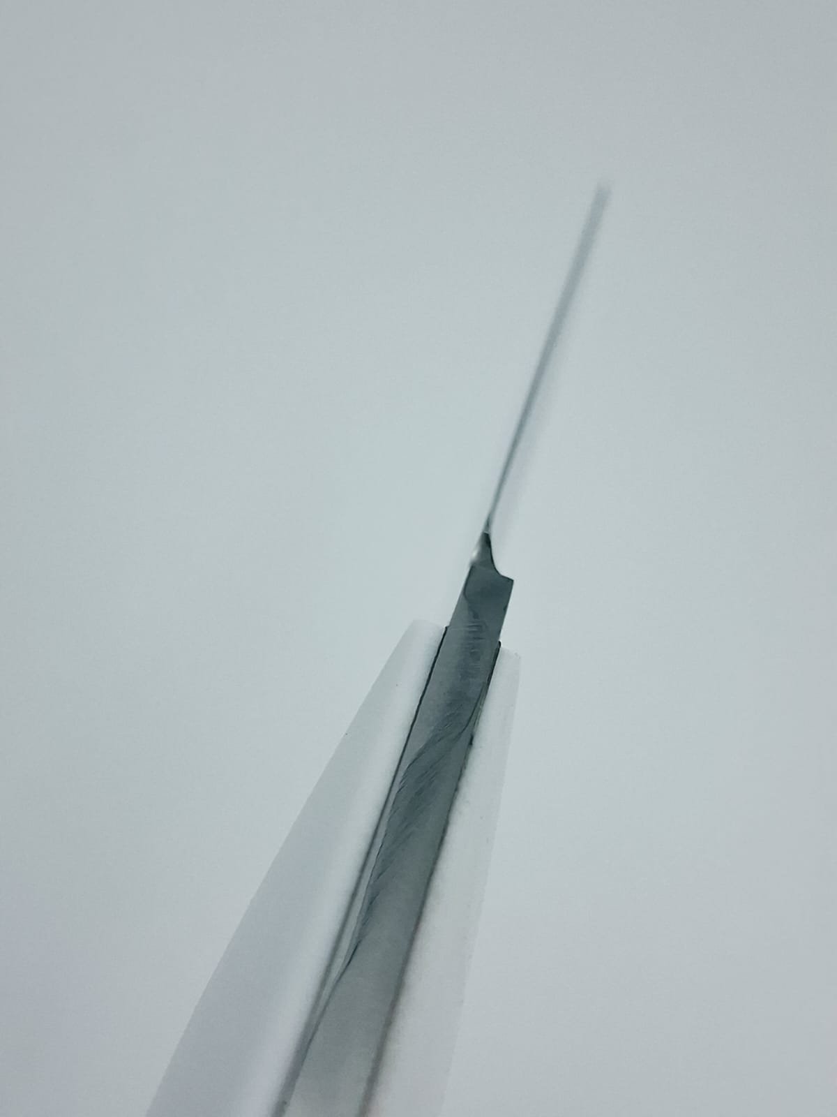 Biltong knife (white) by Donovan Moolman