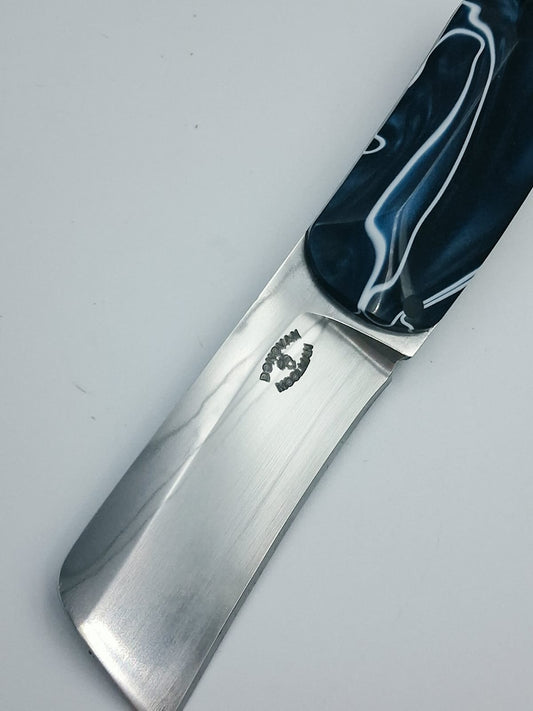 Biltong knife (blue) by Donovan Moolman