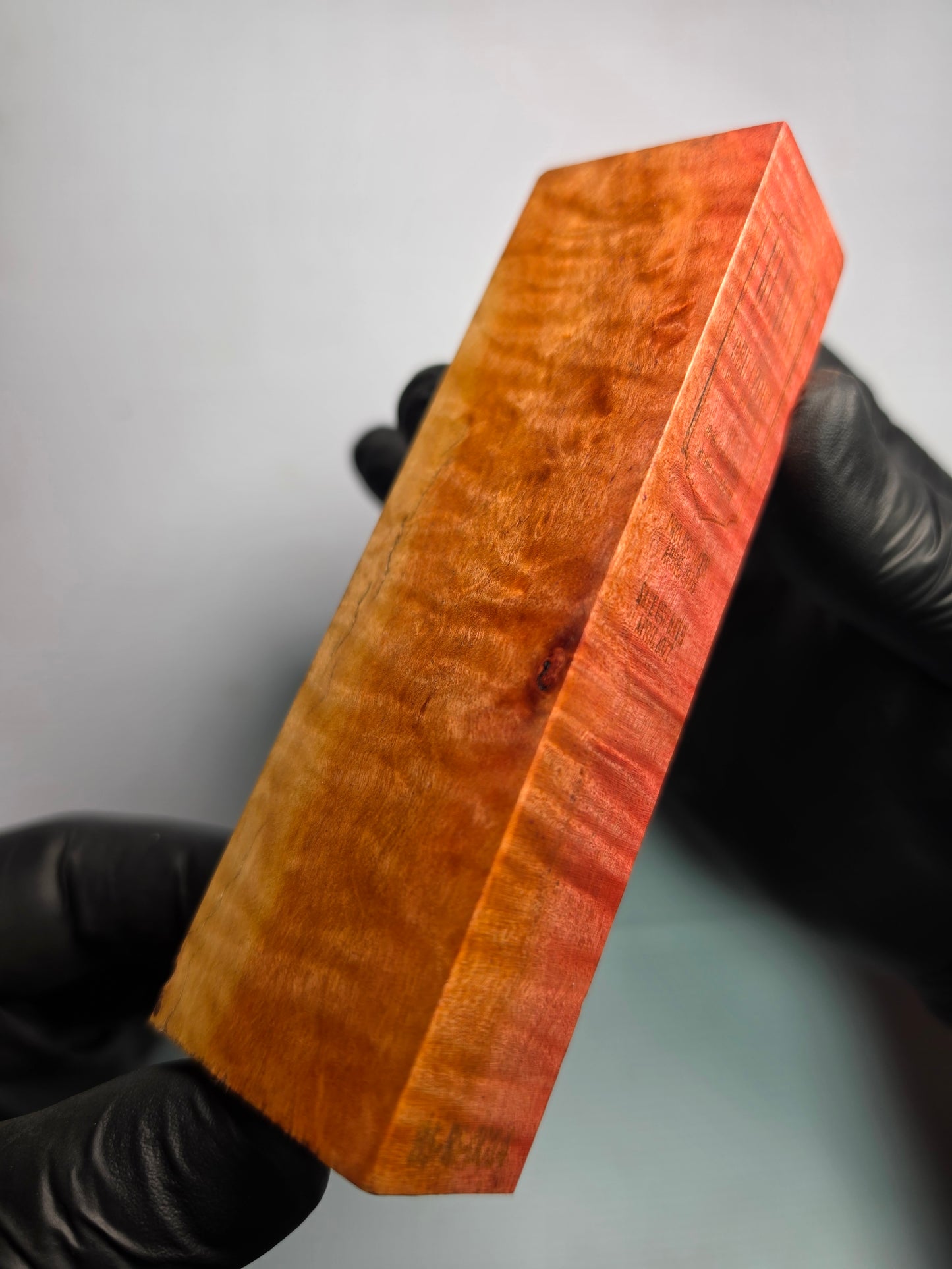BLACK SELECT Red Ivory Handle Block | [BS-RI-014]