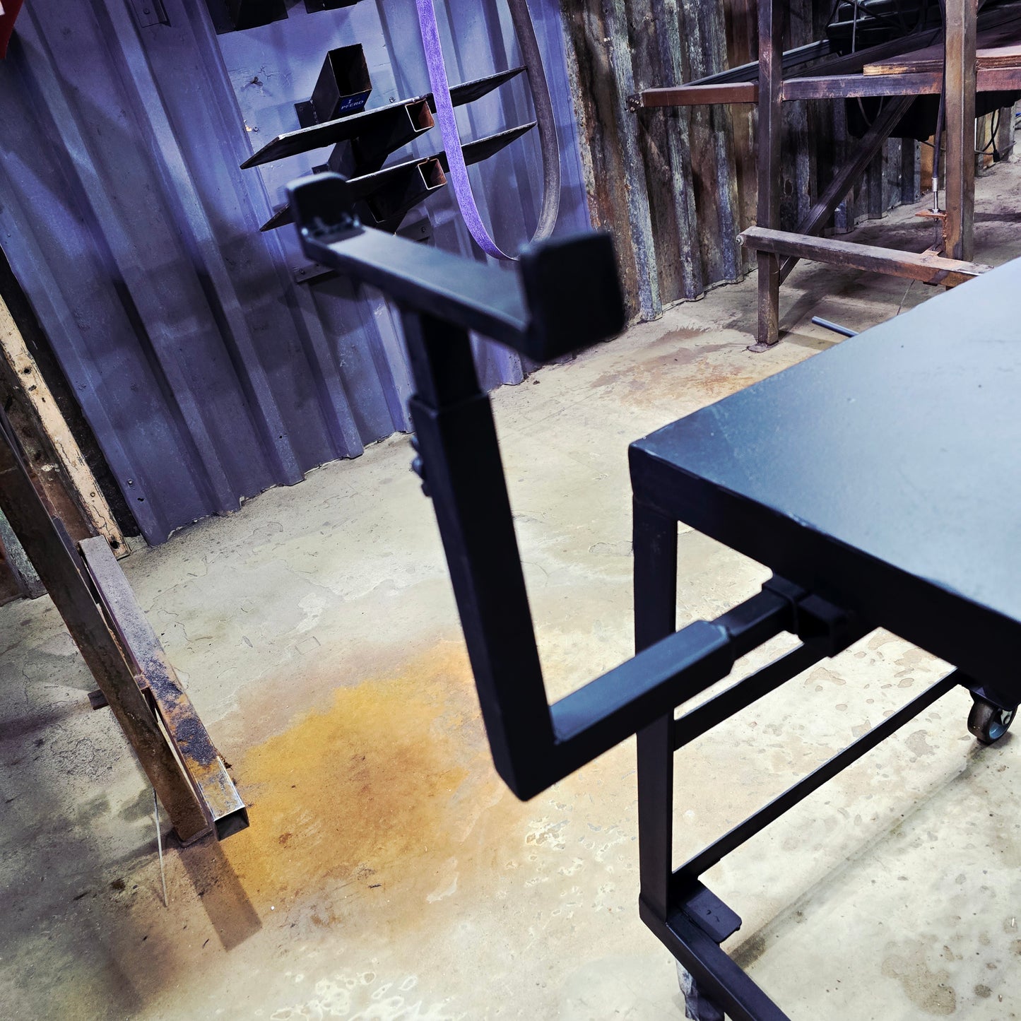 Forge Stand