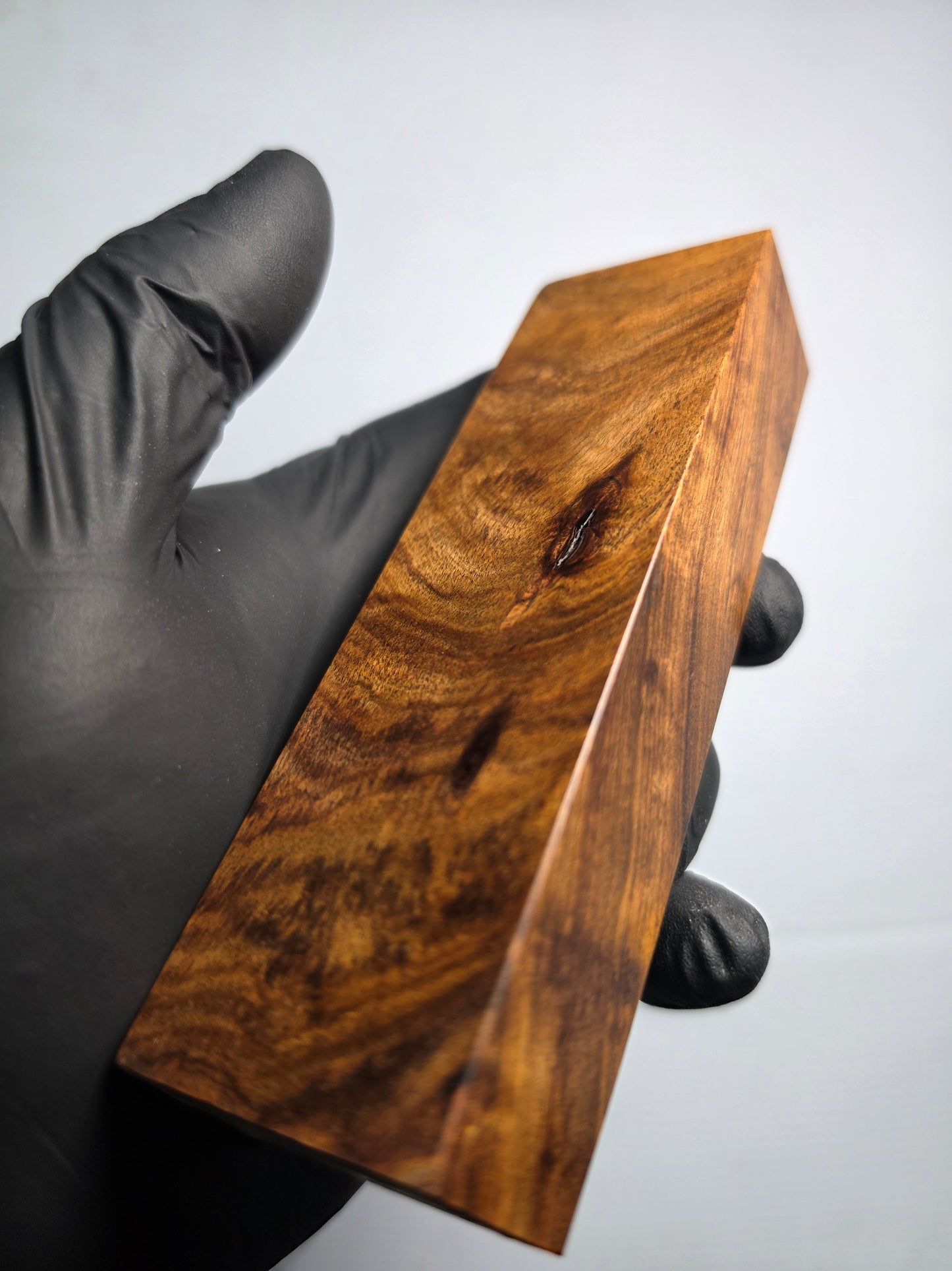 BLACK SELECT Tamboti Handle Block | [BS-TAM-006]