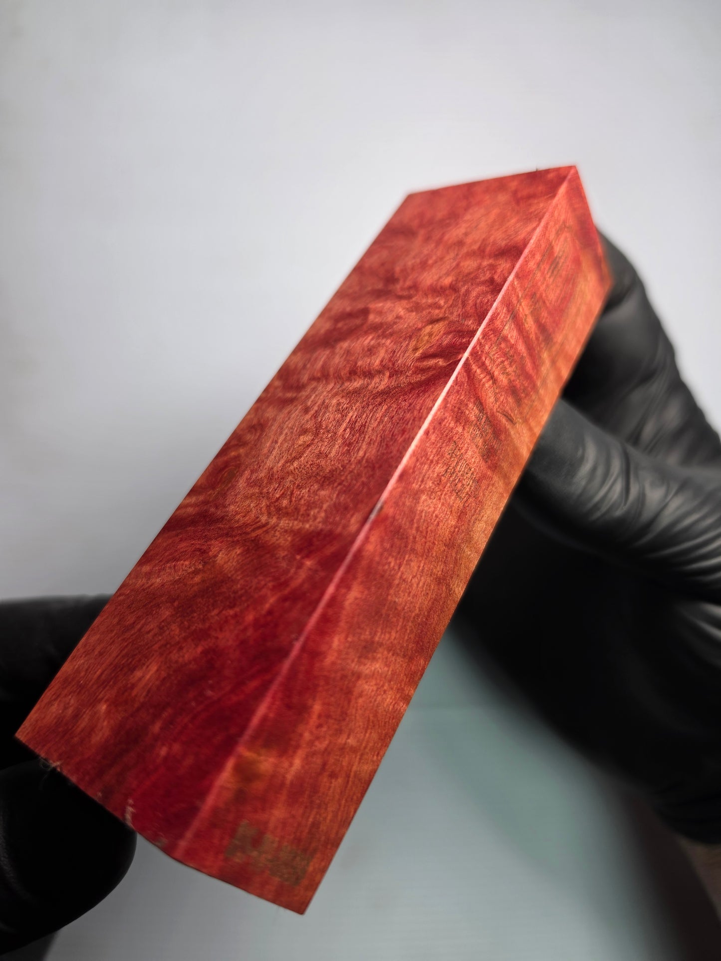 BLACK SELECT Red Ivory Handle Block | [BS-RI-033]