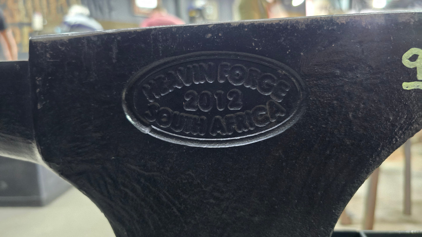 Heavin Forge Anvil (36.8kg) With Stand