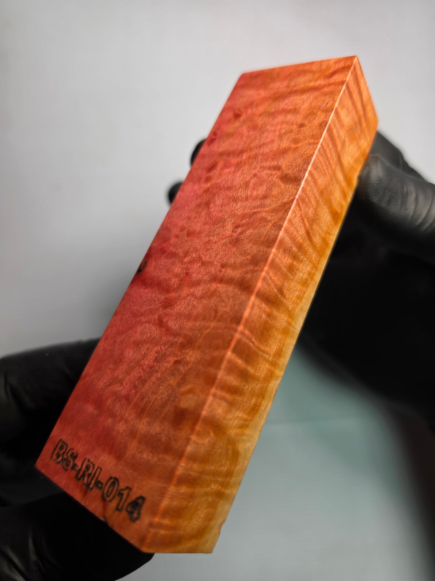 BLACK SELECT Red Ivory Handle Block | [BS-RI-014]