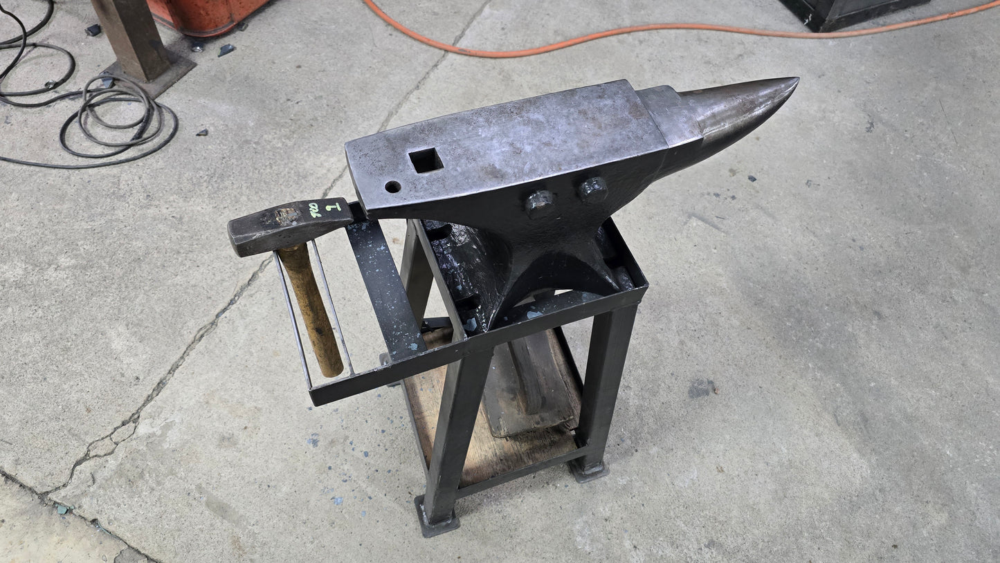 Heavin Forge Anvil (36.8kg) With Stand