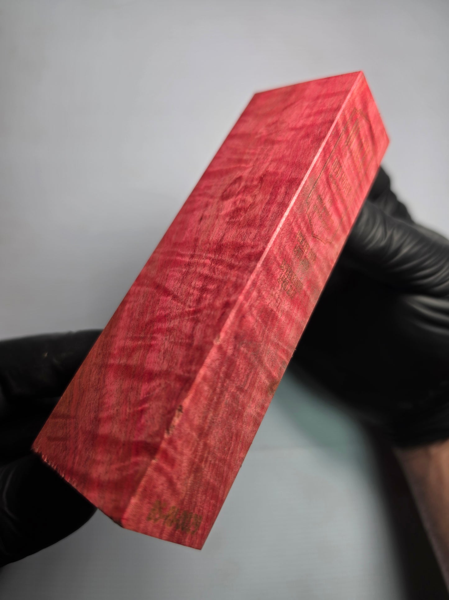 BLACK SELECT Red Ivory Handle Block | [BS-RI-029]