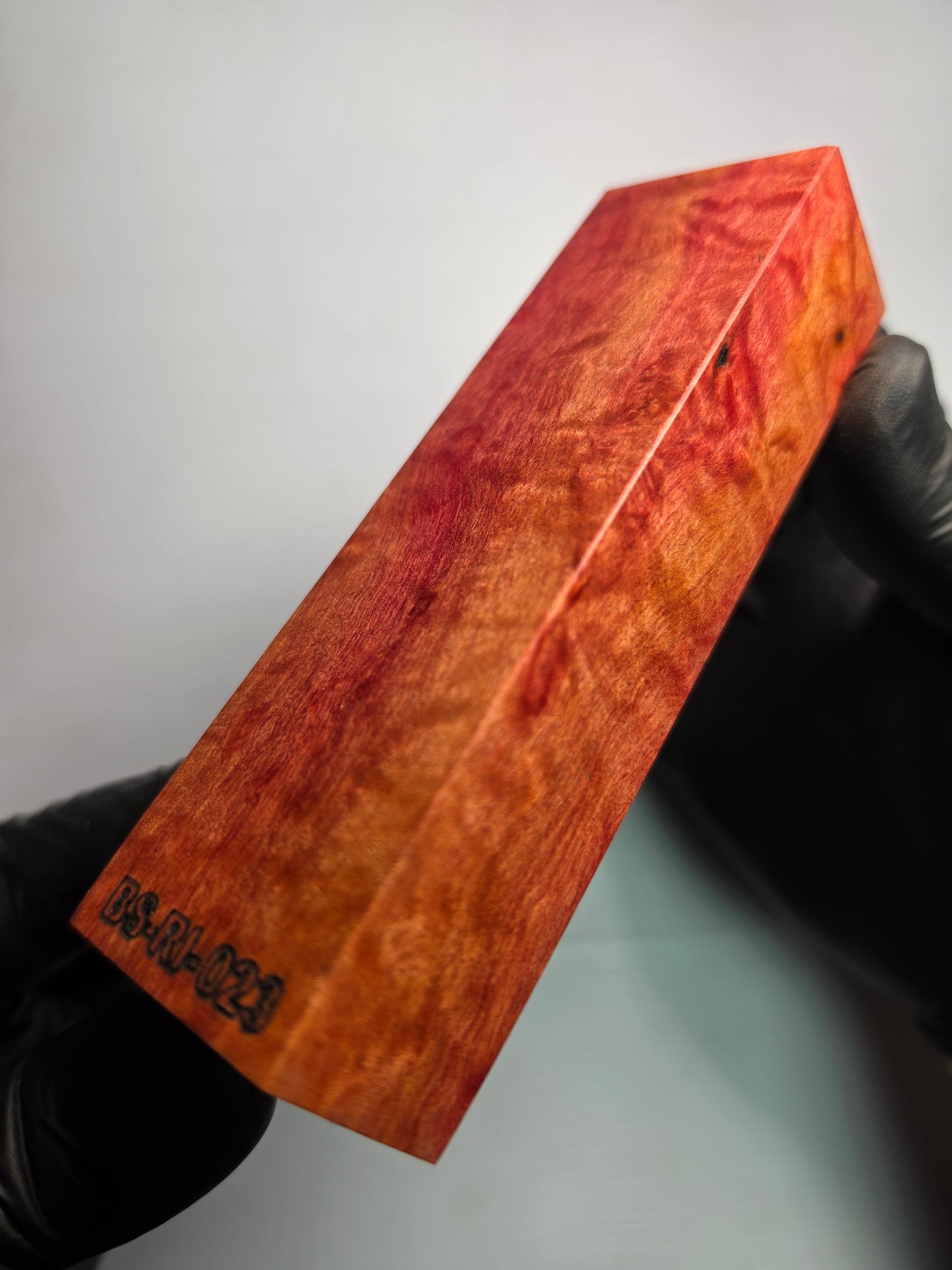 BLACK SELECT Red Ivory Handle Block | [BS-RI-023]