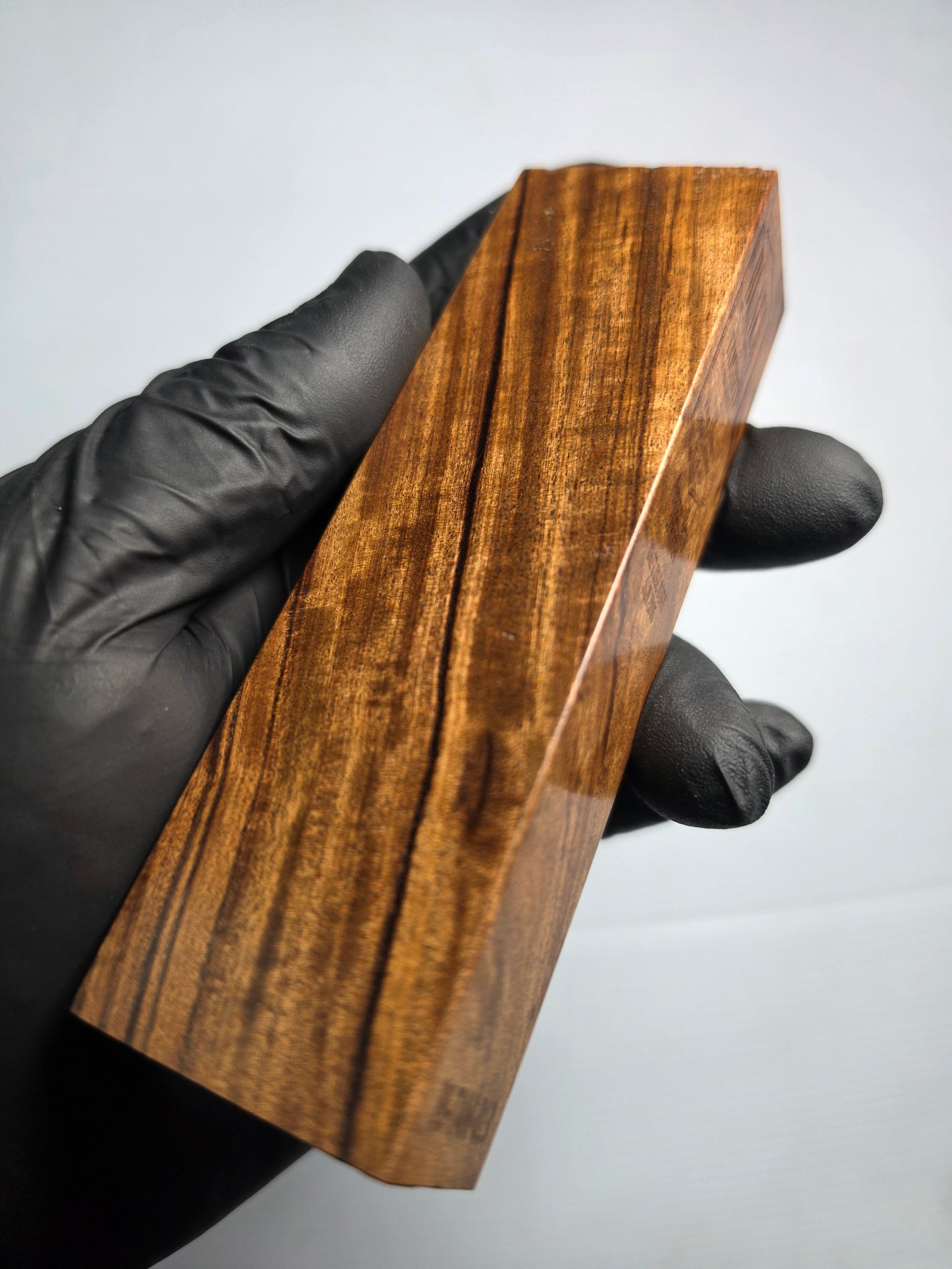 BLACK SELECT Tamboti Handle Block | [BS-TAM-013]
